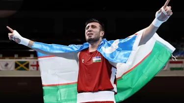 Өзбекстандық бокс аңызы Ресейде өткен жекпе-жекте тосын нәтиже көрсетті