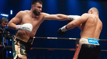 Баходир Джалоловтың Ресейдегі жекпе-жегі күтпеген нәтижемен аяқталды