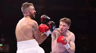 Екінші раундтағы нокаут Әлімханұлының салмағындағы жаңа чемпионды анықтады