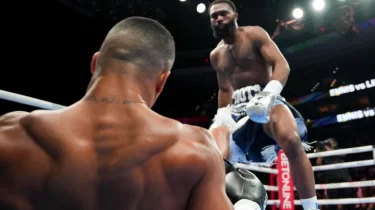 WBA титулы 90 секундта шешілді