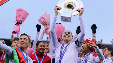 Ел футболындағы 12 жылдық үстемдік құлады