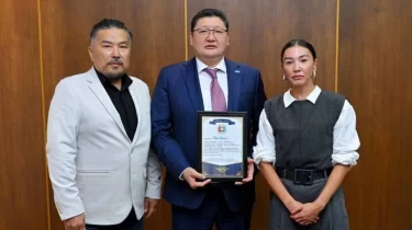 Мұстафа Өзтүріктің қызы елге оралды