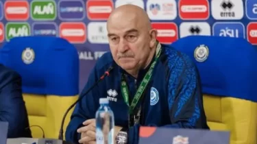 Черчесов: "Қазақстан құрамасының 4 қорғаушымен ойнауы - біздің бастамамыз"