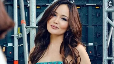 Кәмшат Жолдыбаева алғаш рет өз тойының фотосын көрсетті