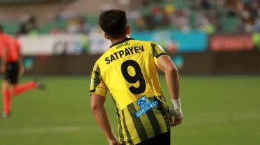 Дастан Сәтпаевты Англия құрамасының аңызымен салыстырды