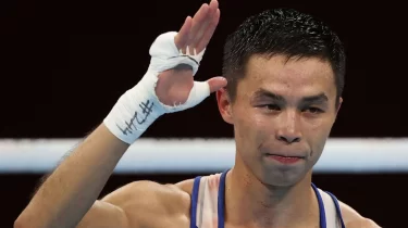 Сәкен Бибосынов қарсыласын оңай жеңді