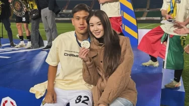 Самат Смақовтың қызы сүйіктісімен түскен суреттерін көрсетті