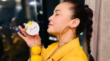 Тұрсынбек Қабатовтың бұрынғы әйелі 600 мың теңге көлемінде айыппұл төлейді