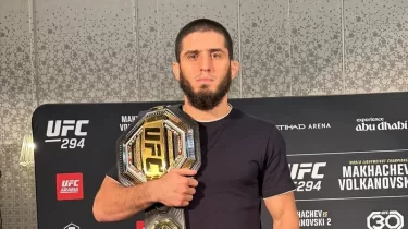 "Кішкентай ақымақ": Пимблетт Ислам Махачевке үндеу жасады