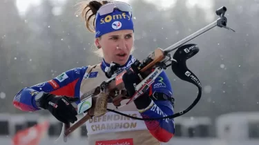 Банк карталарын ұрлаған Олимпиада жүлдегері кубоктен шеттетілді