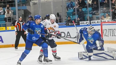 «Барыс» ҚХЛ көшбасшысымен кездесті