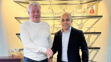 Кака жаңа команданың тізгінін ұстады