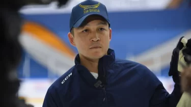 Хоккейден ұлттық құрама тізгінін жас бапкер ұстады