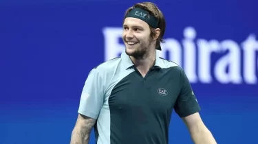 Александр Бублик маусымды рекордпен аяқтады