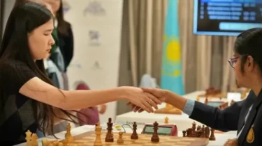 Шахматтан әлем чемпионаты: Қазақстан құрамасы жартылай финалға шықты