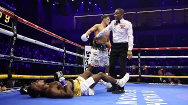 Әлімханұлының салмағындағы чемпион нокаутпен ұтылды