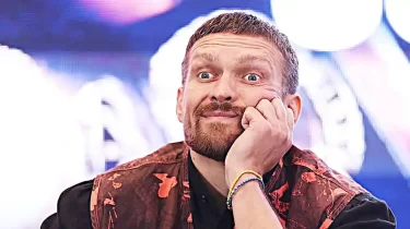«Бұл — бокстың жаңа дәуірі!» - Усик Головкинге үн қатты