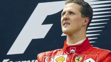 «Енді оны көрмейміз»: Шумахердің досы аңыз пилоттың қазіргі хәлі туралы айтты