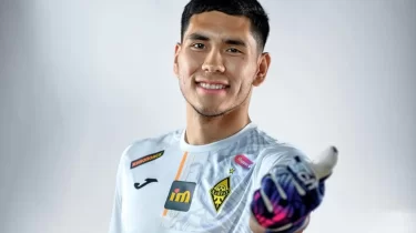 «Таңғаларлық вундеркинд-қақпашы». Анарбеков «Галатасарайға» ауыса ма?