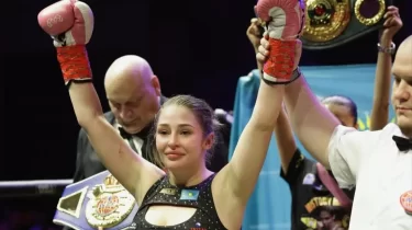 Ангелина Лукас қарсыласын нокаутпен жеңді