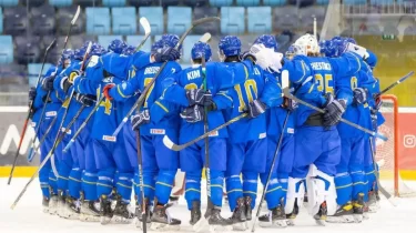 Хоккейден жастар арасындағы ӘЧ: Қазақстан-Франция матчында 20 шайба салынды