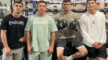 Нұрлан Сабуров қазақ боксшыларын жігерлендірді