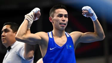 Шымкентте әлем чемпионы Сәкен Бибосыновқа ақбоз ат мінгізді