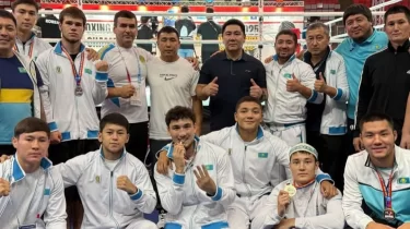 Бақыт Сәрсекбаев «ұйқыдағы» қазақ боксына шапалақ берді