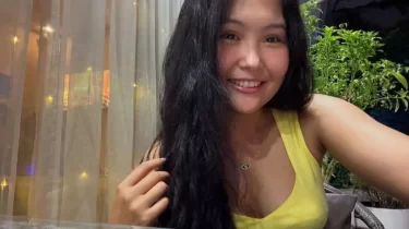 Сүйіктісі кім? Бибісара Асаубаева сақинасын көрсетті