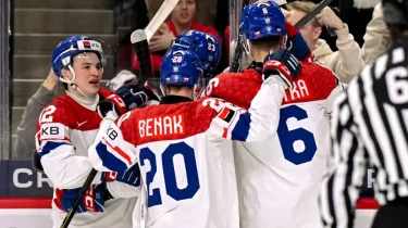 Хоккейден жастар арасындағы ӘЧ финалисттері белгілі болды