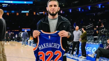 Ислам Махачев баскетболшы атанды (ВИДЕО)