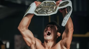 Еркебұлан Тоқтар Шавкат Рахмоновтан озып кетті