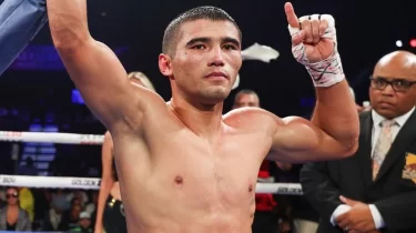 Өзбек боксының қазақ қаһарманы уругвайлық нокаушымен жұдырықтасады