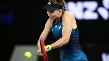 Рыбакина Australian Open-2026 турнирінде камбэктен кейін қарсыласын ойсырата жеңді