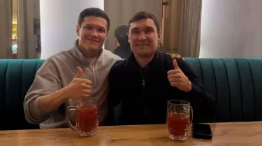 "Адамдар ақымақ": Данияр Елеусінов Сәпиевке қатысты дауды түсіндірді