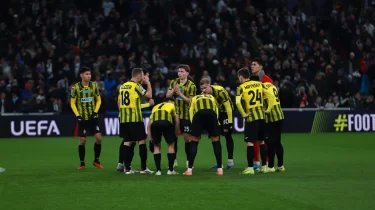 "Қайраттың" үш футболшысы Шотландияда көзге түсті