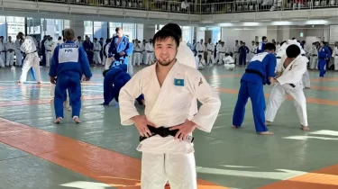 Елдос Сметов жаттығу залынан бейнежазба жариялады (ВИДЕО)