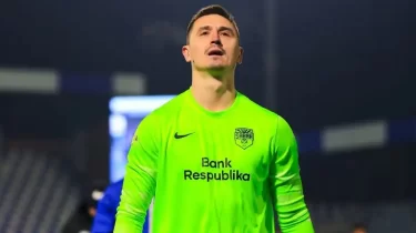 Ұлттық құрама қақпашысы әзербайжандықтарды тәнті етті (ВИДЕО)