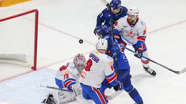 "Барыс" Астанада ойсыра жеңілді