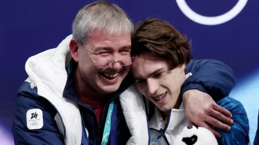 "Олимпиададағы “алтынға” сендік!" — Шайдоровтың бапкері жеңіс туралы