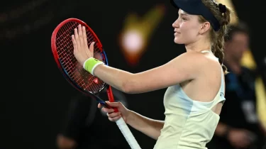 Елена Рыбакина қарсыласына бар-жоғы үш гейм ұтылды