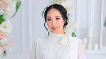 Қарақат Әбілдина жүрек тебірентер жазба жариялады