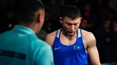 Қазақстан чемпионы "кіші әлем чемпионатында" жеңісті жұлып алды (ВИДЕО)