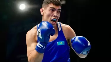 Қазақстандық боксшы әлем чемпионатының жүлдегерін айқын басымдықпен жеңді (ВИДЕО)