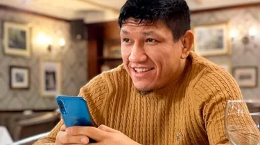 Қуат Хамитов қазақтың танымал ММА файтерін "әшкереледі" (ВИДЕО)