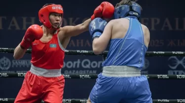 Үшінші қазақстандық боксшы "шағын әлем чемпионатының" финалына шықты (ВИДЕО)