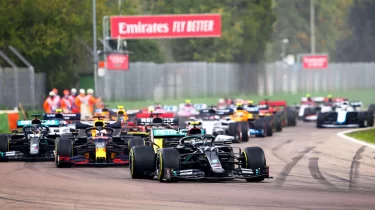 Тығырықтан шығар тетік табыла ма? F1 жарыстары қыл үстінде