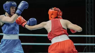 Нокаут пен дисквалификация: Қазақстан боксшылары "Болашақ кубогының" үшінші күнінде қалай жұдырықтасты?