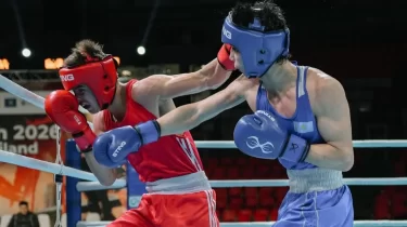 Суперауыр салмақтағы қазақстандық боксшы нокаутпен медаль еншіледі (ВИДЕО)