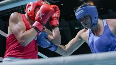 Суперауыр салмақтағы отандасымыз нокаутпен финалға шықты (ВИДЕО)